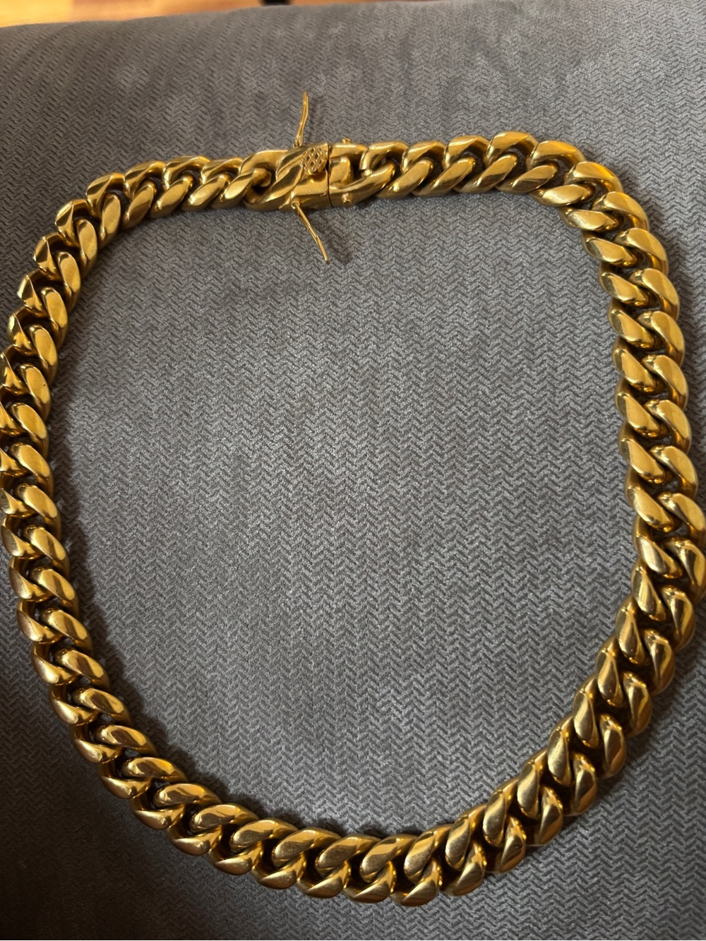 Gold Curb Chain Necklace - Women's Fashion Jewelry